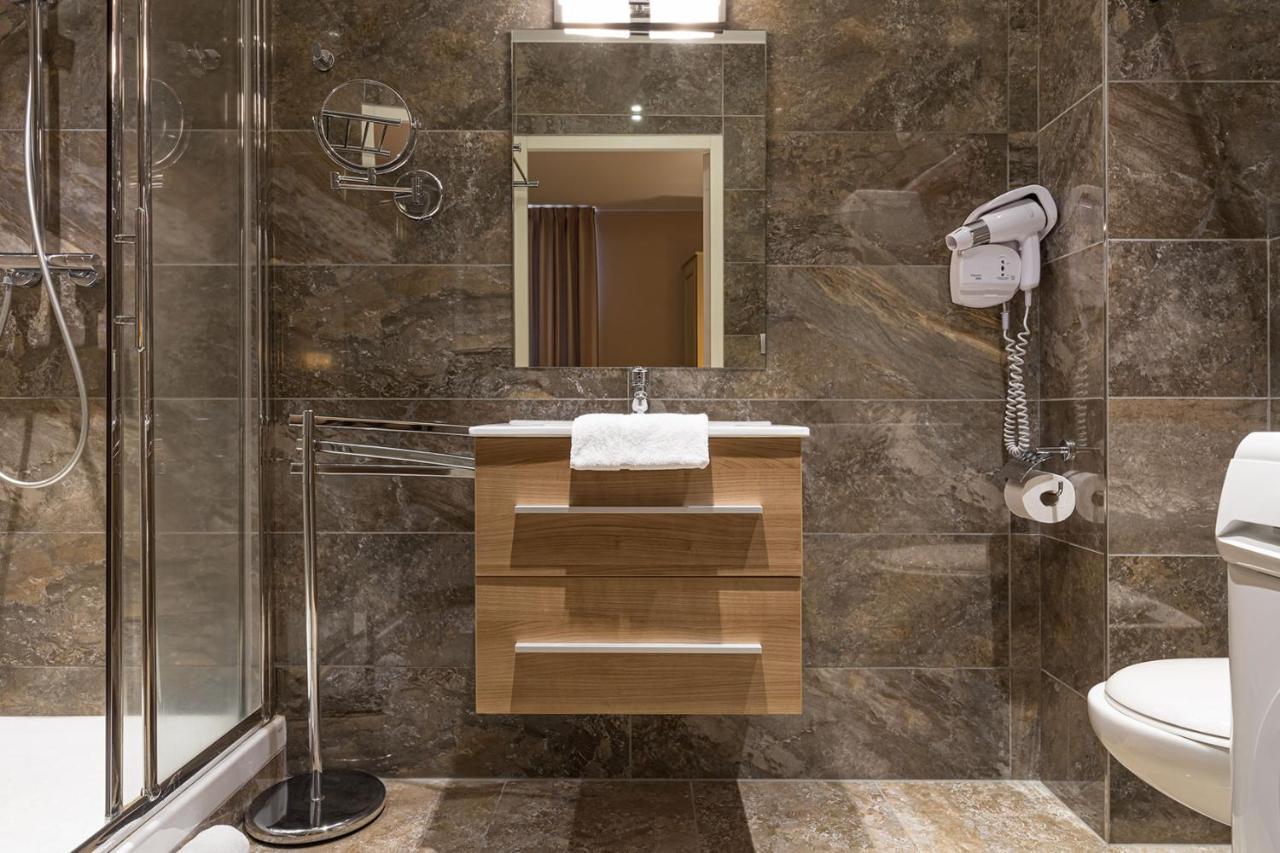 Hotel Spa Thermalia Шатель-Гюїон Екстер'єр фото